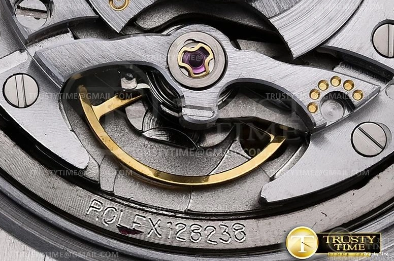 0421 Refined RDD0224H – DayDate 36mm 750